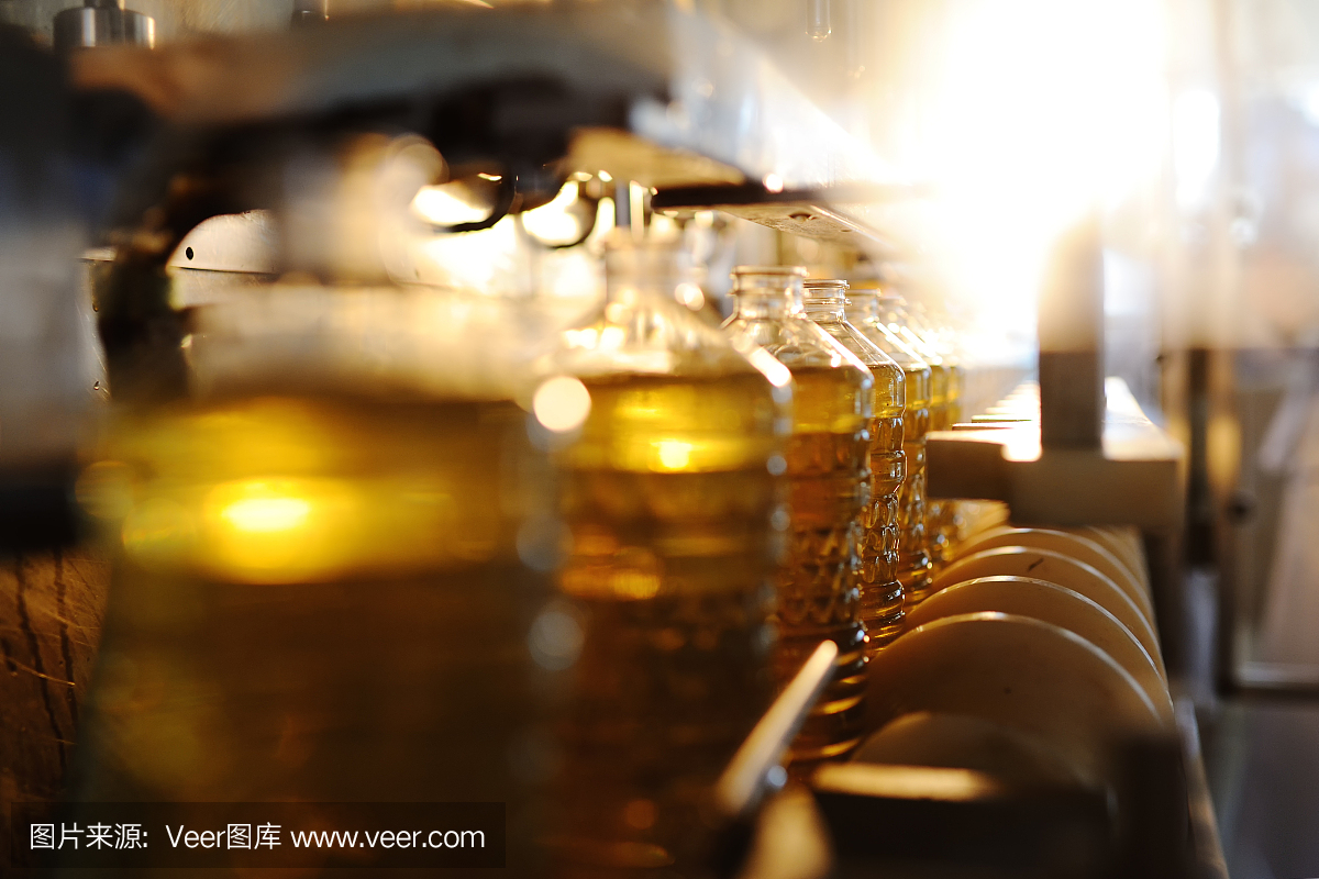 生产向日葵油的工厂。